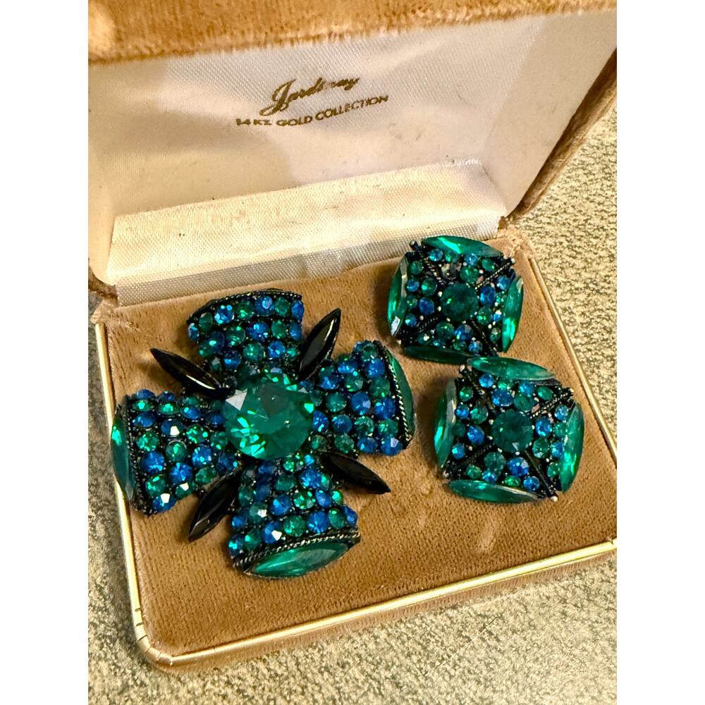 RARE Vintage CAPRI Signed Blue Green Rhinestone Maltese Cross Brooch Earring Set
